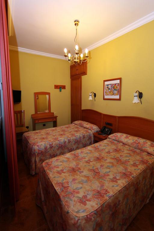 Victoria Pensión Málaga